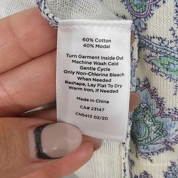 SPIRAL PAISLEY DRESS SHRUG - Picture 5 of 8